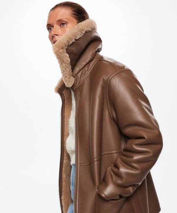 Fleece-collar-coat1-600x720-1.webp